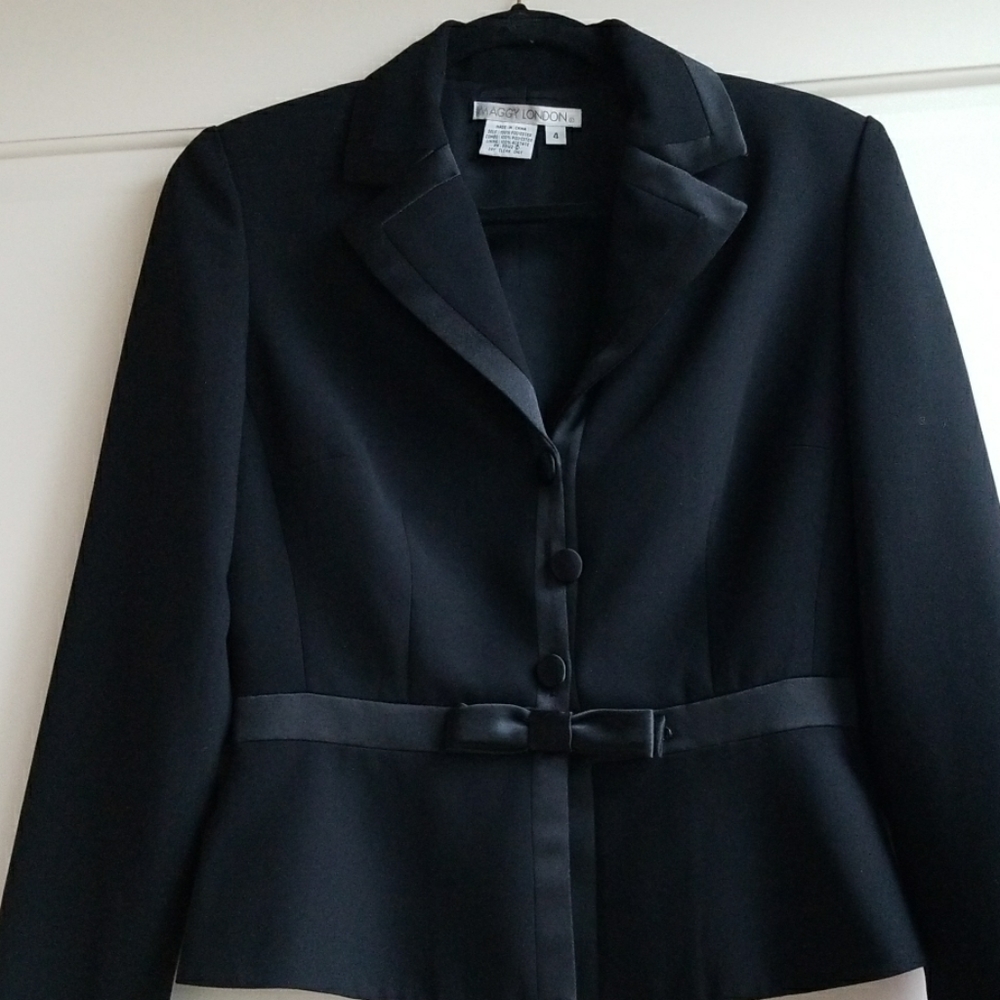 Short jacket - Picture 2 of 3
